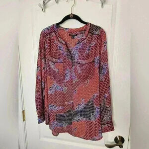 Plus size women's button up, long sleeve blouse